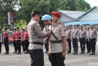 1762428972440-pelantikan-akp-markus-y-foes-sebagai-kasat-reskrim-polres-sumba-timur-ntt-kamis-6112025-1762408371418_169