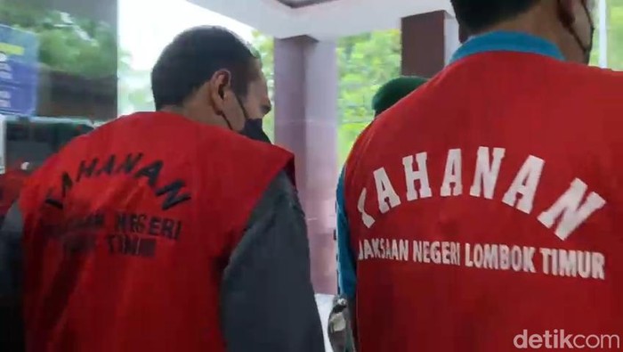 1762536616424-tersangka-korupsi-tik-1762517753931_169