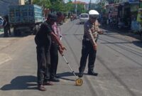 1762925697383-polisi-melakukan-olah-tkp-kecelakaan-di-jalan-tukad-balian-denpasar-selasa-11112025-foto-dok-polresta-denpasar-1762916768418_169