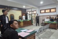 1763012093496-suasana-persidangan-agenda-vonis-terhadap-i-wayan-luwes-alias-mangku-luwes-di-pn-bangli-kamis-13112025-mangku-luwes-adalah-pem-1763009005878_169