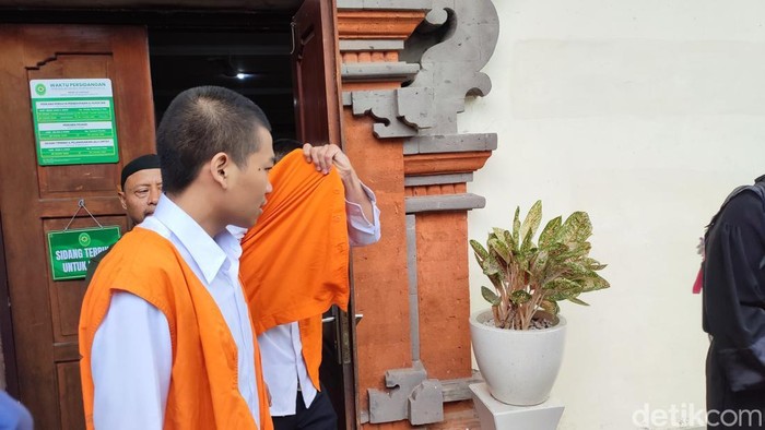 1763033641500-sidang-demo-ricuh-polda-bali-1763024088851_169