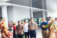 1763141543875-menko-ipk-ahy-menteri-transmigrasi-iftitah-sulaiman-suryanegara-dan-menteri-ekonomi-kreatif-teuku-riefky-harsya-disambut-secar-1763122774553_169