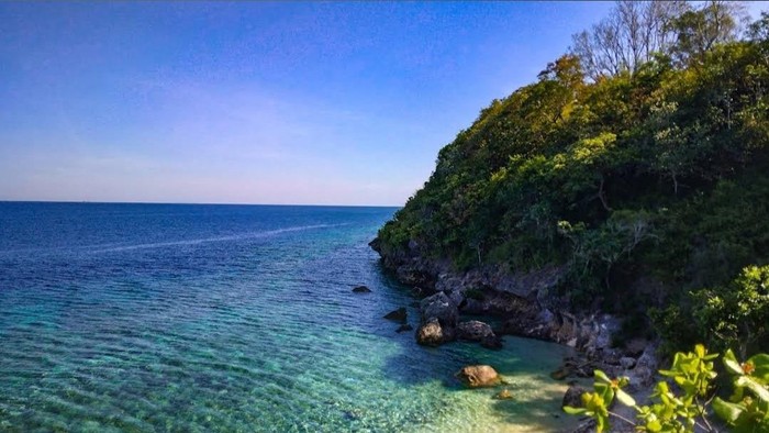 1763206165457-pantai-sandro-pole-di-sumbawa-ntb-tangkap-layar-google-mapsabdurrahman-1763188568042_169