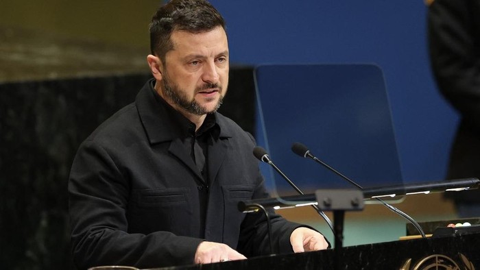 1763313991948-presiden-ukraina-volodymyr-zelensky-1758879245696_169