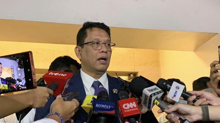 1763314184357-menteri-keuangan-purbaya-yudhi-sadewa-1761544286430_169