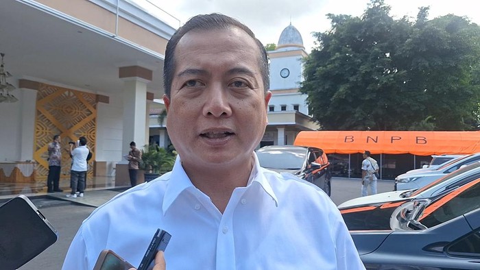 1763379453761-gubernur-ntb-lalu-muhamad-iqbal-saat-ditemui-di-pendopo-wali-kota-mataram-senin-17112025-nathea-citradetikbali-1763373394209_169