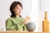 1763400643426-ilustrasi-membaca-telapak-tangan_43