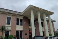 1763400861452-gedung-pengadilan-tipikor-mataram-selasa-992025-abdurrasyid-efendidetikbali-1757417221554_169