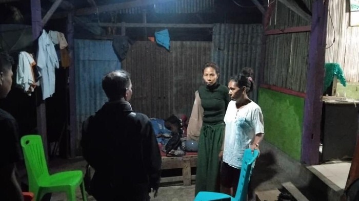 1763744741691-proses-pemulangan-fransiska-fahik-kepada-keluarganya-1763730867369_169