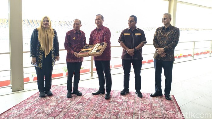 1764068730999-kerja-sama-3-provinsi-1764061445927_169