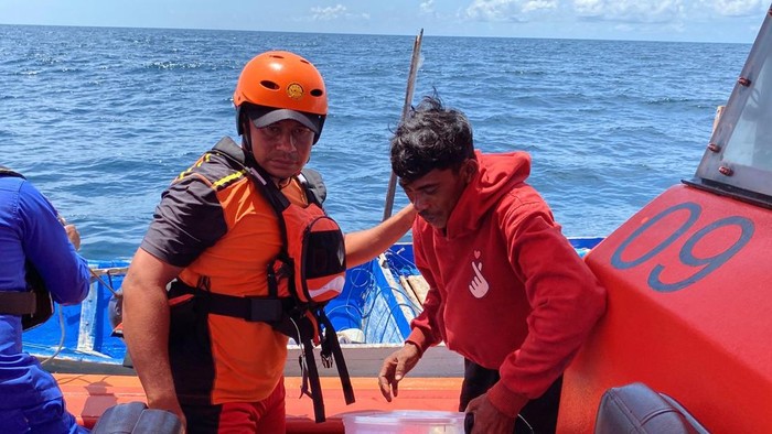 1764090344671-nelayan-hilang-1764081397363_169