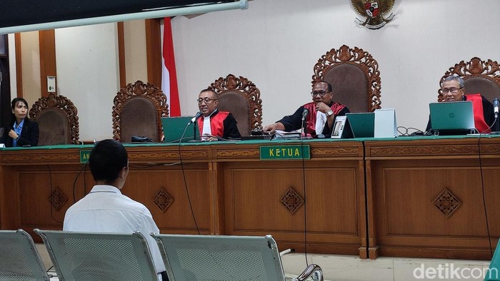 1764176737492-korupsi-bumdes-1764172615011_169