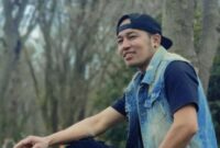 1764176740868-amrin-alias-baba-lovi-pmi-asal-bima-ntb-yang-diputus-pacarnya-inisial-id-seusai-mengirimkan-uang-rp-126-juta-untuk-membeli-mob-1764169241392_169