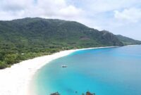 1764198277825-keindahan-pantai-lingal-alor-dari-atas-tebing-tangkap-layar-google-mapsdaniel-1764148880839_169