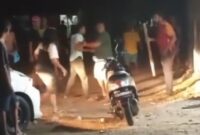 1764219963850-anggota-jatanras-polda-ntt-brigadir-riski-dikeroyok-sekelompok-pemuda-di-kelurahan-penfui-kecamatan-maulafa-kota-kupang-ntt-ta-1764165500899_169