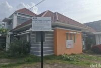 1764241526335-rumah-milil-setya-novanto-yang-dilelang-kpk-di-rt-19-rw-04-kelurahan-pasir-panjang-kecamatan-kota-lama-kota-kupang-ntt-dipotre-1764237269766_169