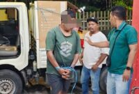 1764241568721-wn-timor-leste-bernama-zola-putra-gomes-saat-ditangkap-di-desa-nunumeu-kecamatan-kota-soe-tts-ntt-rabu-26112025-1764221058910_169
