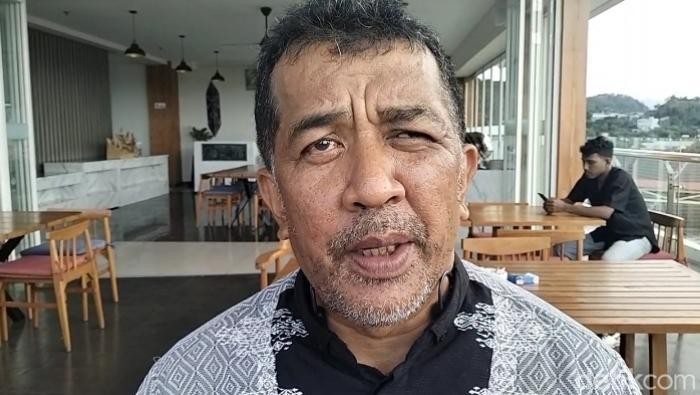 1764392754278-ketua-satgas-koordinasi-supervisi-wilayah-v-kpk-dian-patra-di-labuan-bajo-jumat-28112025-1764334979272_169