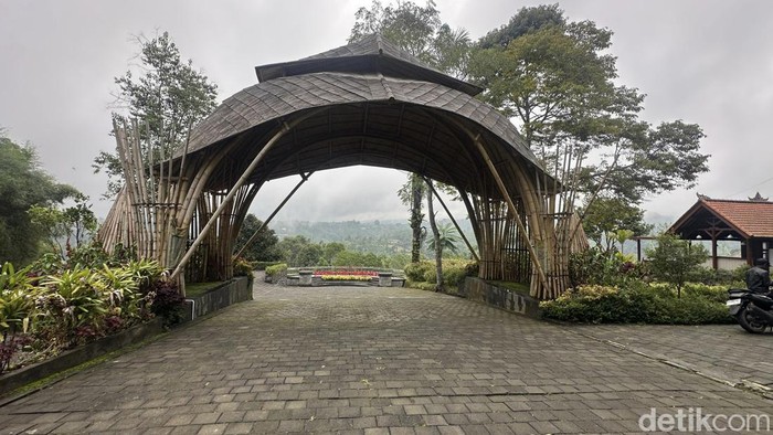 1764392757653-kawasan-badung-agro-techno-park-di-desa-beloksidan-kecamatan-petang-agus-ekadetikbali-1764344262359_169