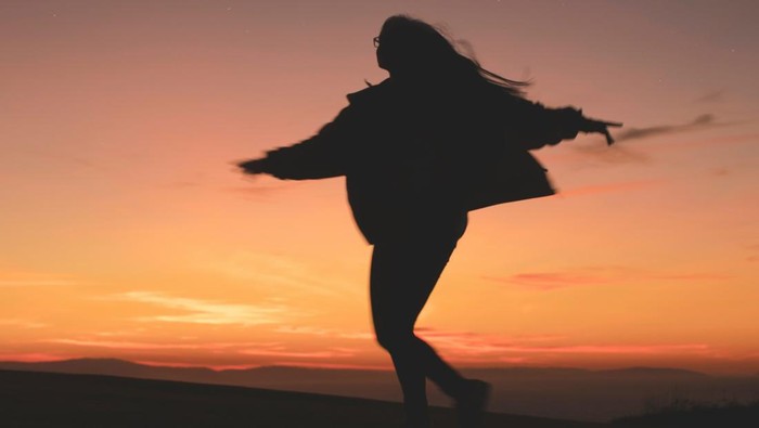 1764457495254-ramalan-zodiak-minggu-ini-27-oktober-2-november-2025-virgo-melepas-banyak-hal-1761540186170_169