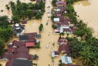 1764500745236-bingkai-sepekan-pilu-aceh-sumut-sumbar-dikepung-banjir-dan-longsor-1764341837579_169