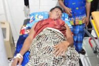 1764522370304-salah-satu-korban-tanah-longsor-di-sebuah-galian-emas-diduga-ilegal-di-dusun-kuta-dua-desa-kuta-lombok-tengah-saat-dirawat-di--1764507758215_169