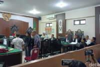 1764587157998-keluarga-brigadir-nurhadi-1764581950870_169