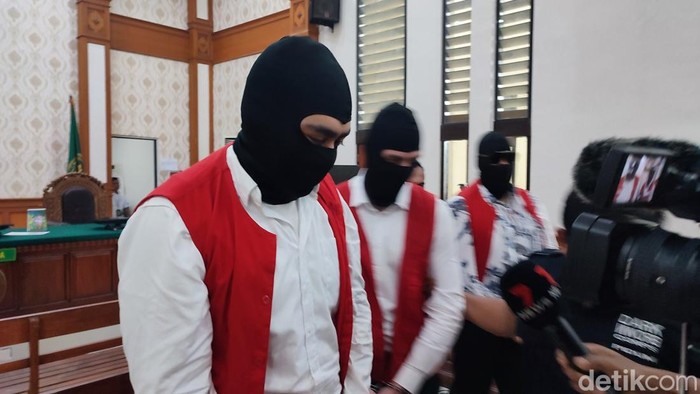 1764587162701-sidang-kasus-penembakan-wn-australia-di-pn-denpasar-senin-1122025-1764577809687_169