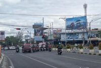 1764673536786-salah-satu-reklame-yang-ada-di-simpang-tanak-aji-mataram-beberapa-waktu-lalu-1762944152826_43