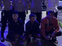 1764695163089-tiga-pengeroyok-siswa-sman-i-benlutu-kecamatan-batuputih-tts-ntt-diamankan-di-polres-tts-senin-1122025-malam-foto-dok-polres-t-1764674406832_43