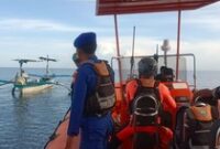 1764824763227-basarnas-melakukan-pencarian-terhadap-nelayan-hilang-saat-melaut-di-perairan-sumberkima-desa-mandarsari-kecamatan-gerokgak-rab-1764819422039_43