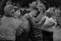 1764824785034-mbela-tinju-tradisional-dari-ngada-ntt-dok-portalngadakabgoid-1764751529021_43