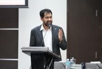 1764932771610-gubernur-aceh-muzakir-manaf-mualem-agus-setyadidetiksumut-1763120735400_43