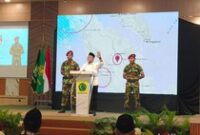 1765019126989-menteri-koordinator-bidang-pangan-indonesia-sekaligus-ketua-umum-pan-zulkifli-hasan-atau-zulhas-di-mataram-ntb-sabtu-6122025-f-1765007975290_43