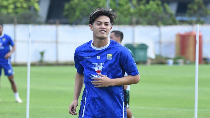 1765019127797-alfeandra-dewangga-1753171500527_169