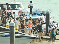 1765062278605-kunjungan-wisman-ke-bali-meningkat-1748931476894_43