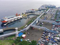 1765170333115-kepadatan-kendaraan-di-pelabuhan-gilimanuk-1742785827718_43