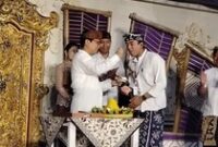 1765235063696-bupati-badung-i-wayan-adi-arnawa-menghadiri-acara-hut-ke-55-stt-ersanya-sudira-jaya-di-balai-banjar-perarudan-desa-jimbaran-mi-1765189802589_43