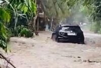 1765451124497-tangkapan-layar-wilayah-yang-terdampak-banjir-di-wilayah-kecamatan-manggis-karangasem-bali-kamis-11122025-foto-istimewa-1765443702965_43