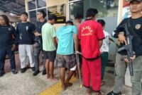 1765451126273-konferensi-pers-terkait-pengungkapan-kasus-pencurian-di-mapolda-ntb-kamis-11122025-foto-abdurrasyid-efendidetikbali-1765442283337_43