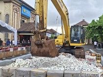 1765451127661-pemusnahan-rokok-dan-miras-1765438528853_43