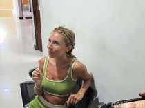 1765451128117-bonnie-blue-di-kantor-imigrasi-kelas-i-khusus-tpi-ngurah-rai-jimbaran-badung-pada-kamis-11122025-fabiola-dianira-1765436818589_43