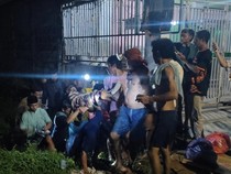 1765515931764-proses-evakuasi-bocah-12-tahun-yang-terseret-arus-di-bendungan-desa-timu-kecamatan-bolo-kabupaten-bima-ntb-kamis-11122025-mala-1765498554936_43