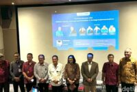 1765602315974-focus-group-discussion-fgd-bertajuk-refleksi-undang-undang-kepariwisataan-strategi-implementasi-di-gedung-dharma-graha-alaya-d-1765593268380_169