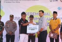 1765645508616-serah-terima-bantuan-ppd-dari-pt-stm-kepada-pemkab-dompu-melalui-penjabat-sekretaris-daerah-1765635753936_43