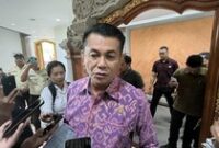 1765796730327-ketua-dprd-bali-dewa-made-mahayadnya-alias-dewa-jack-saat-ditemui-di-kantor-gubernur-bali-senin-15122025-rizki-setyodetikbali-1765789271532_43