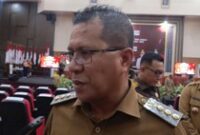 1765796736313-bupati-kupang-yosef-lede-saat-diwawancarai-detikbali-di-aula-bandara-el-tari-kupang-senin-15122025-simon-sellydetikbali-1765780469733_43