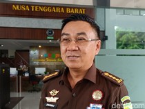 1765861529389-aspidsus-kejati-ntb-zulkifli-said-di-lobi-kejati-ntb-senin-20102025-1760973721016_43