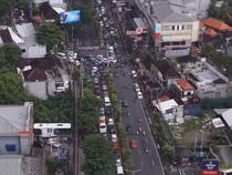 1765883118870-tangkapan-layar-kepadatan-kendaraan-di-sekitar-simpang-sunset-road-masuk-jalan-mertanadi-kerobokan-minggu-14122025-instagram-i-1765714148573_43