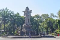 1765904720515-tampilan-patung-catur-muka-denpasar-yang-telah-usai-dilakukan-pemeliharaan-pada-kamis-2552023-ni-made-lastri-karsiani-putri-de_169